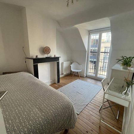 Charming Room In Eu District Brussel Buitenkant foto